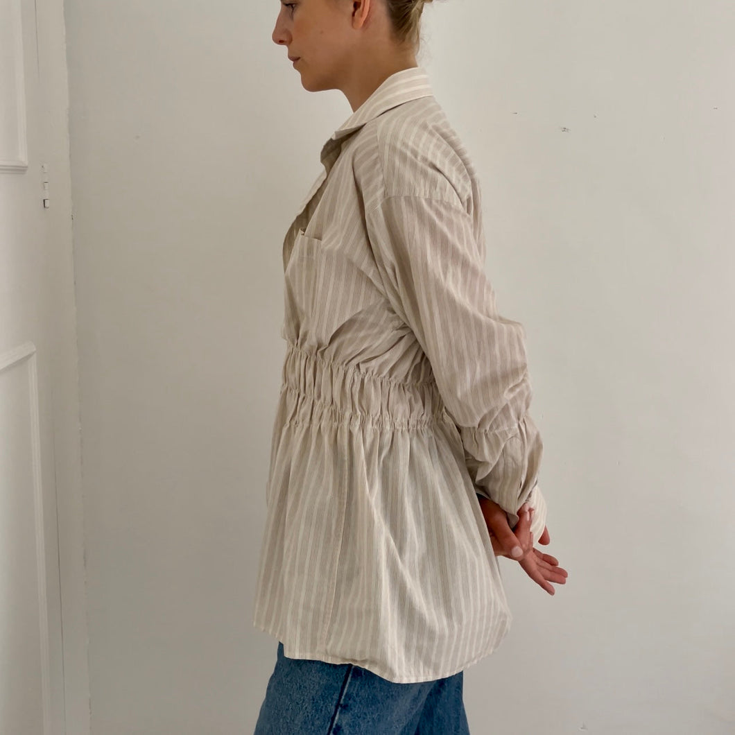 Load image into Gallery viewer, BEIGE STRIPE ELASTIC SHIRT