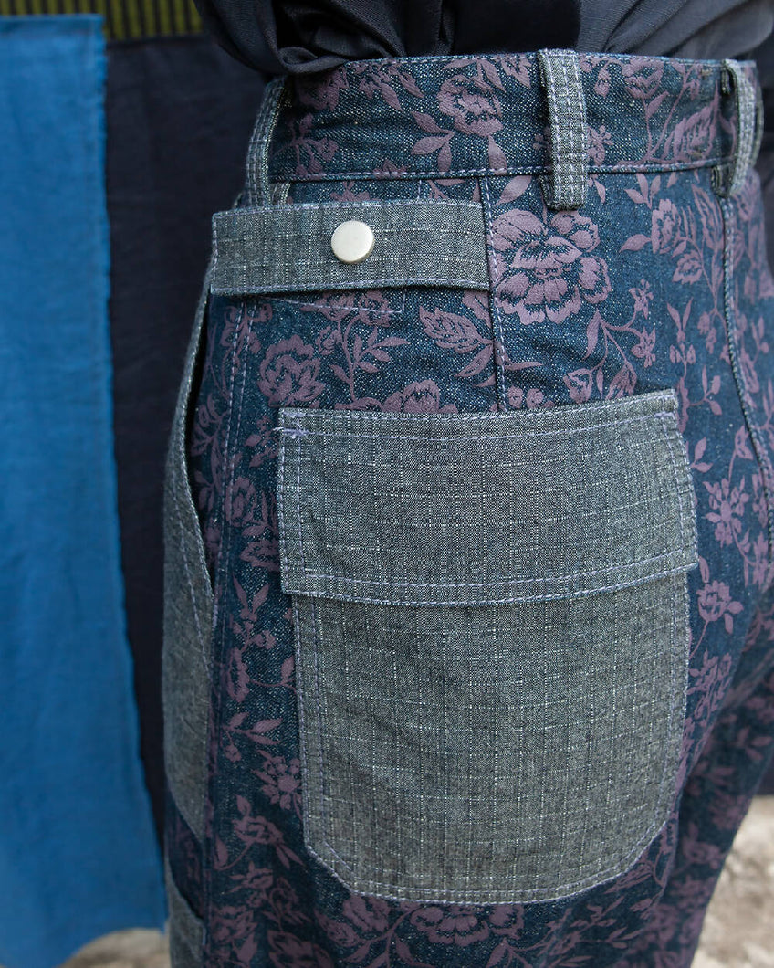 Load image into Gallery viewer, W&#39;menswear Marine Pants in Floral Denim